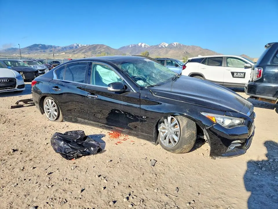2015 INFINITI Q50 PREMIUM  