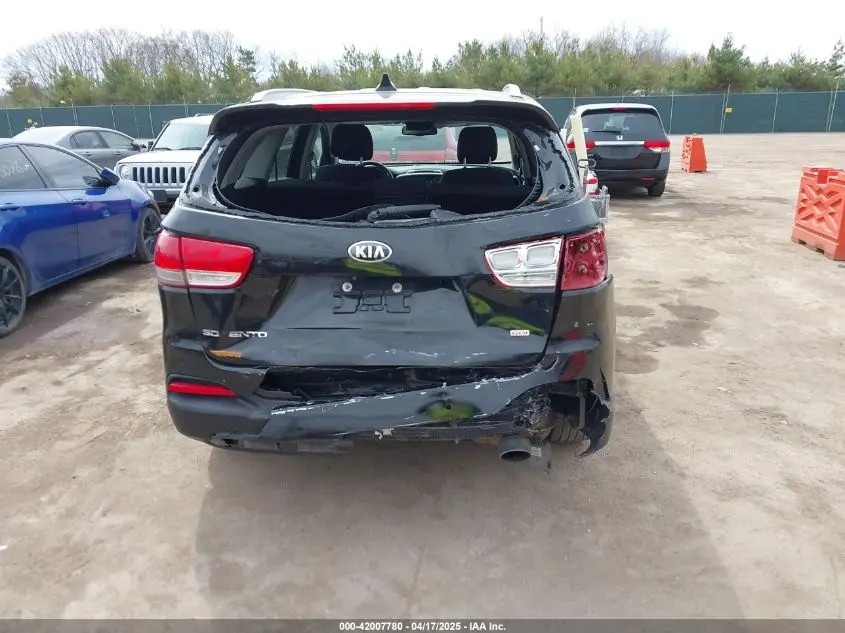 2017 KIA SORENTO 2.4L LX