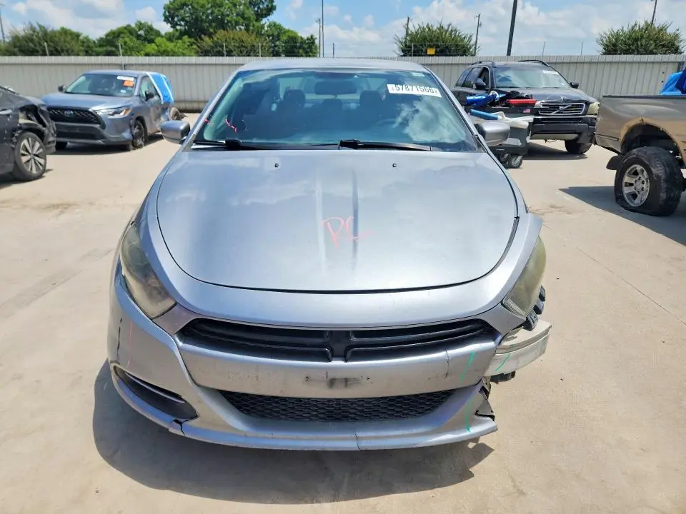 2015 DODGE DART SXT  
