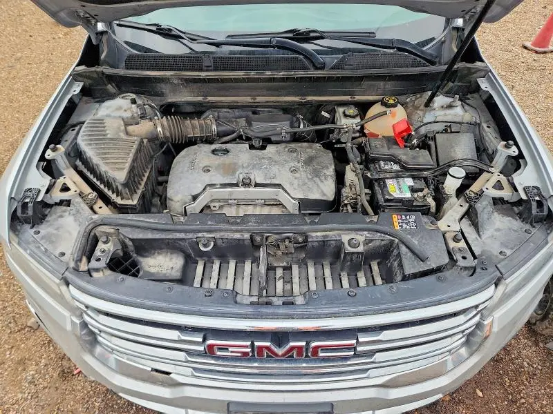 2020 GMC ACADIA SLE  