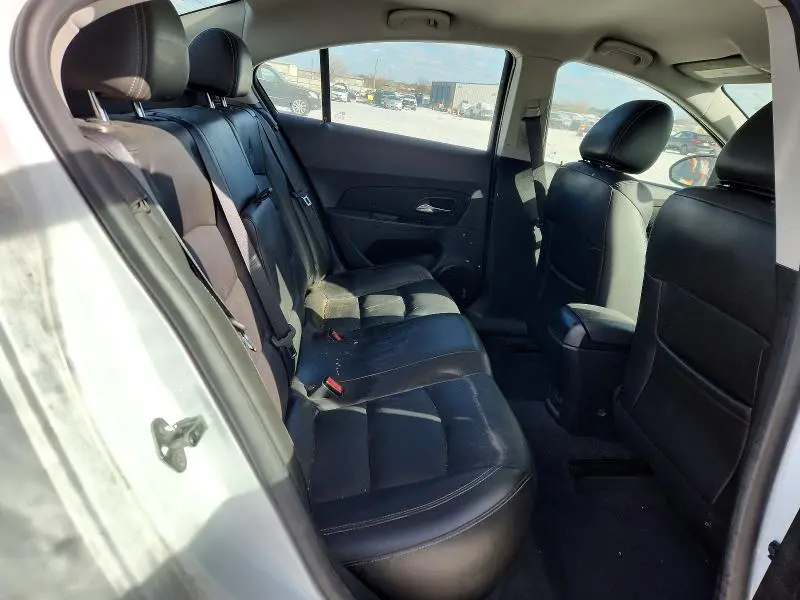 2012 CHEVROLET CRUZE LT  