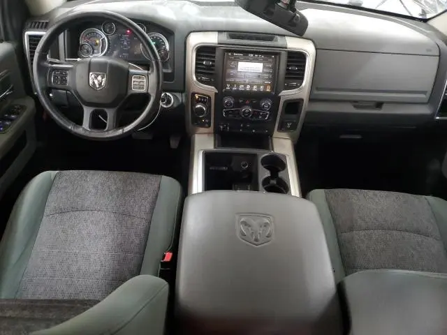 2015 RAM 1500 SLT  