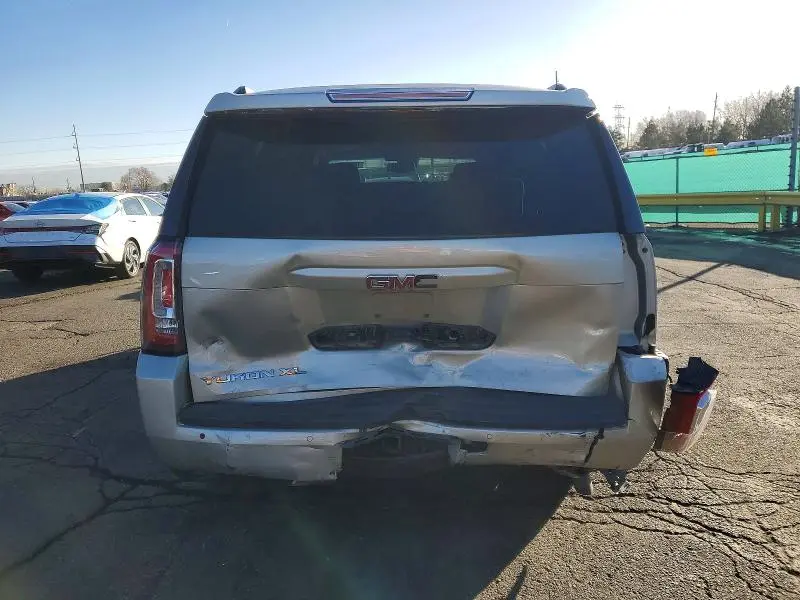2016 GMC YUKON XL K1500 SLT  