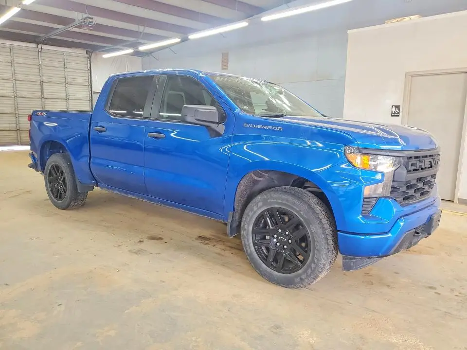 2022 CHEVROLET SILVERADO K1500 CUSTOM  
