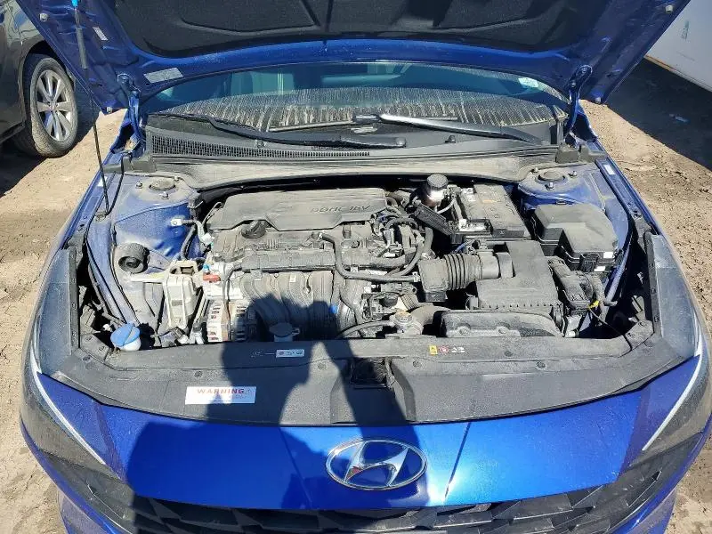 2023 HYUNDAI ELANTRA SE  