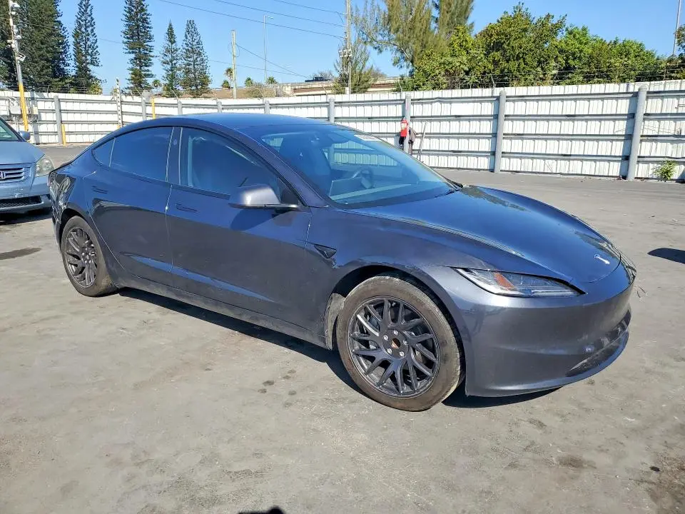 2024 TESLA MODEL 3   