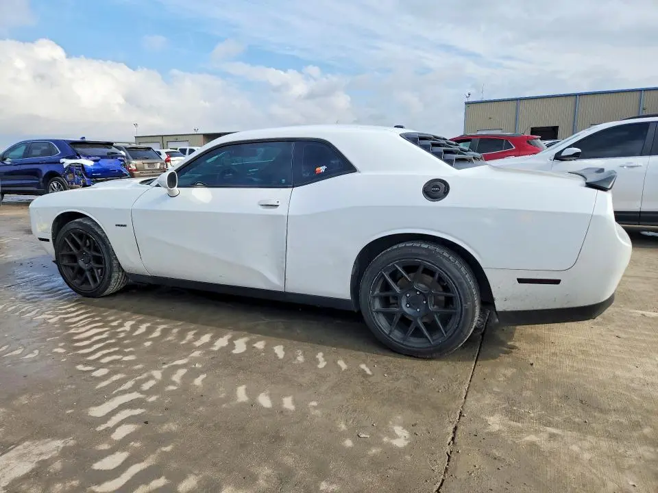 2015 DODGE CHALLENGER SXT  