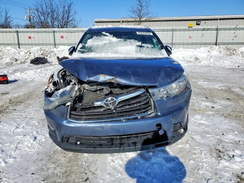 2015 TOYOTA HIGHLANDER XLE  