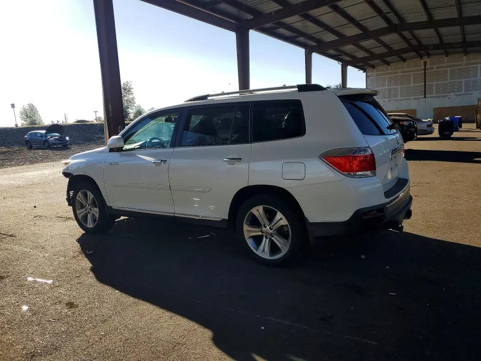 2011 TOYOTA HIGHLANDER LIMITED  