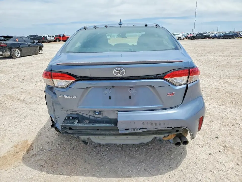 2021 TOYOTA COROLLA SE  