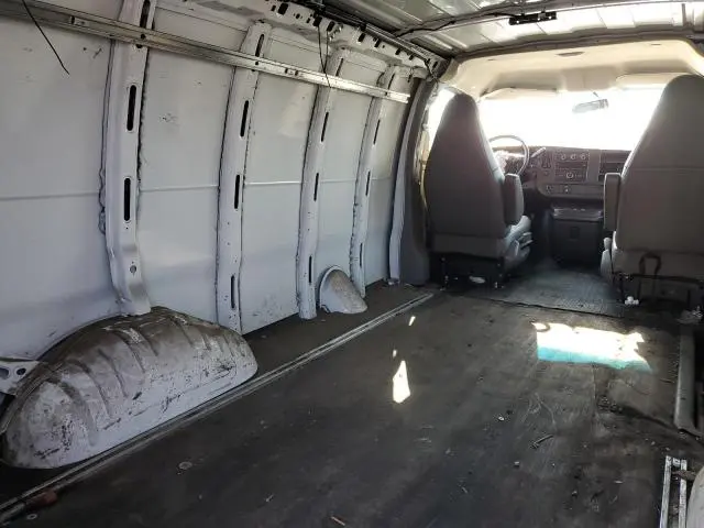 2016 CHEVROLET EXPRESS G2500   