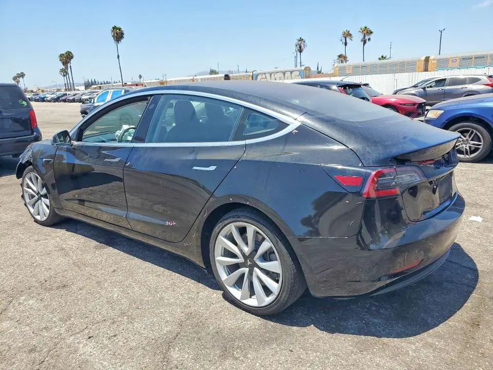 2018 TESLA MODEL 3   