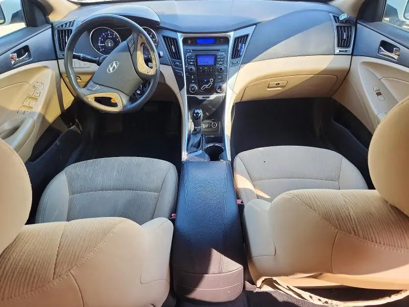 2011 HYUNDAI SONATA GLS  