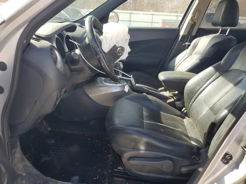 2011 NISSAN JUKE S  