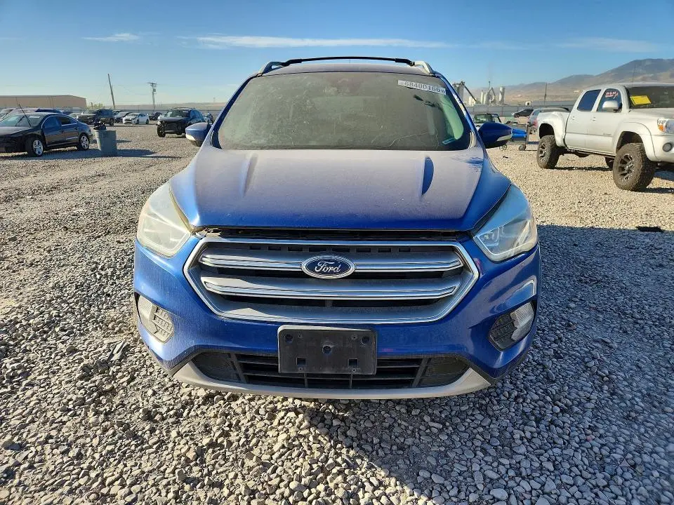 2017 FORD ESCAPE TITANIUM  