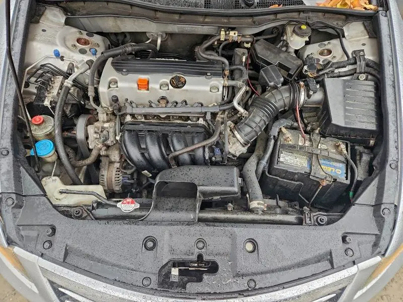 2011 HONDA ACCORD LX  