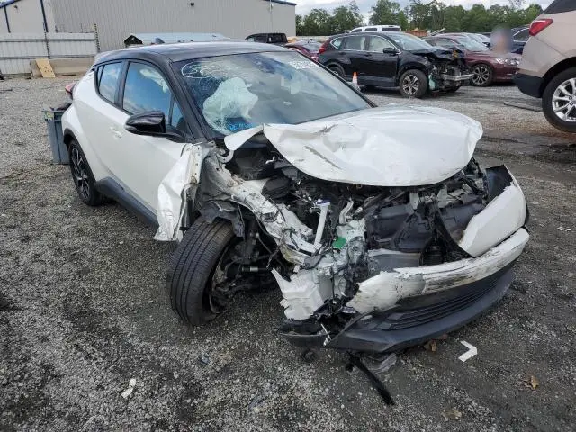 2019 TOYOTA C-HR XLE
