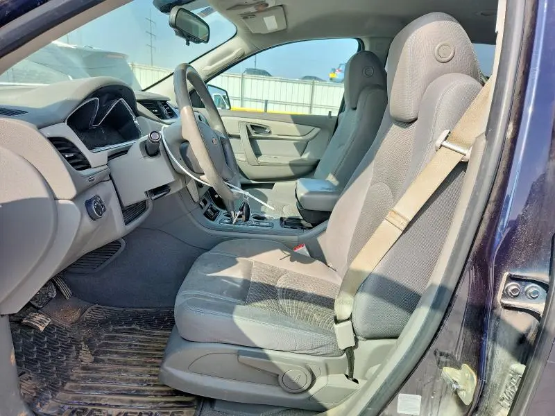 2017 CHEVROLET TRAVERSE LS  