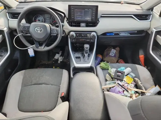 2021 TOYOTA RAV4 XLE  