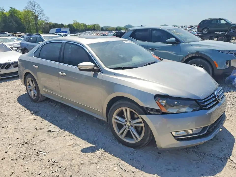 2014 VOLKSWAGEN PASSAT SEL  