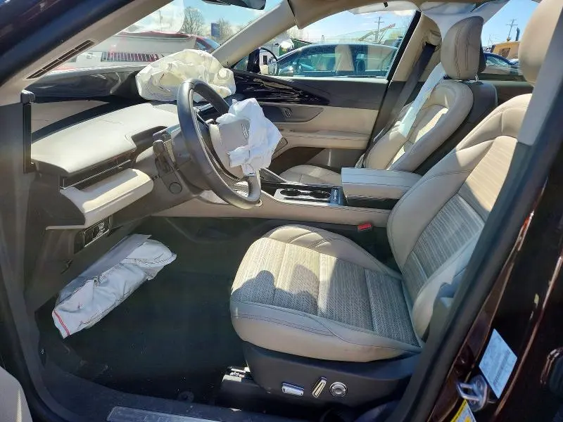 2025 LINCOLN NAUTILUS   