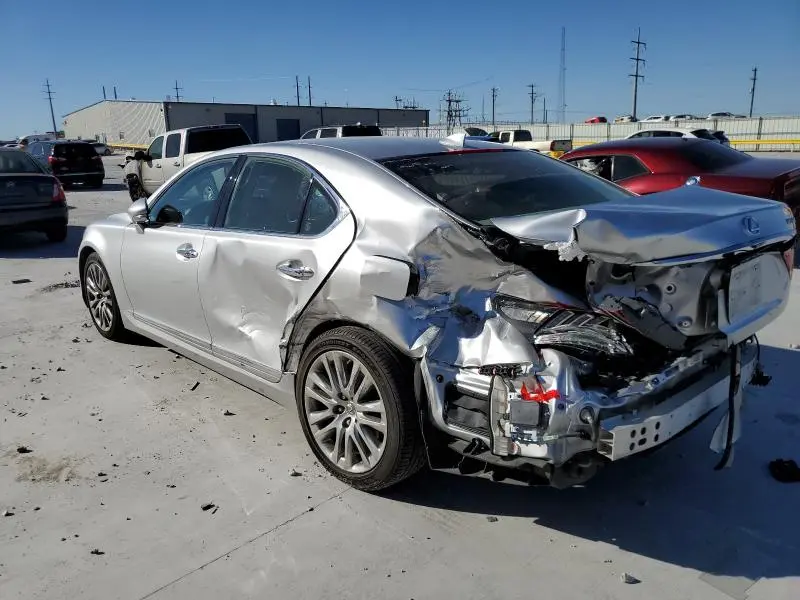 2015 LEXUS LS 460  
