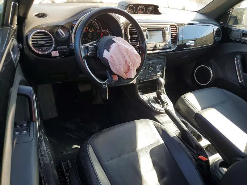 2013 VOLKSWAGEN BEETLE   