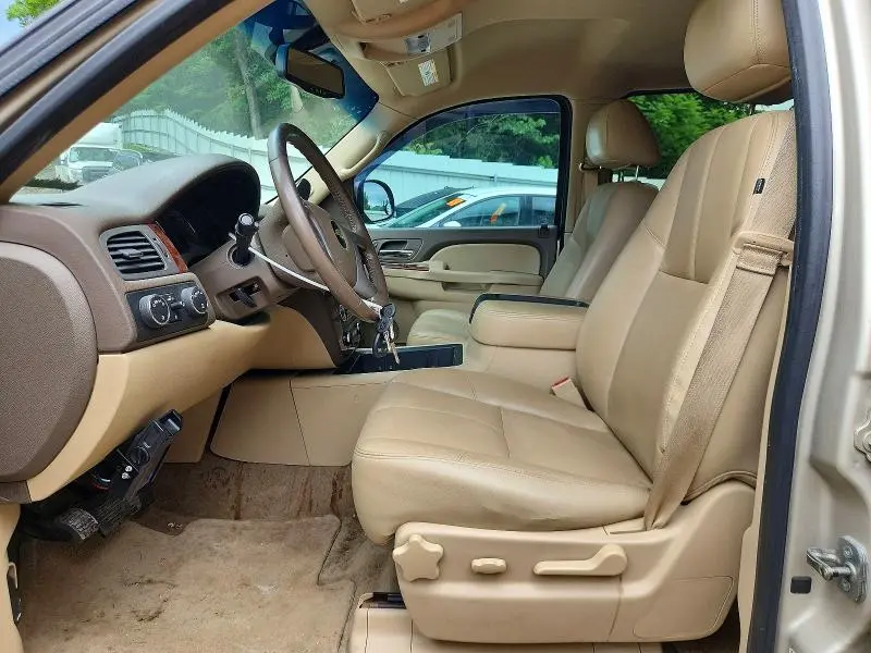 2013 CHEVROLET SUBURBAN K1500 LT  