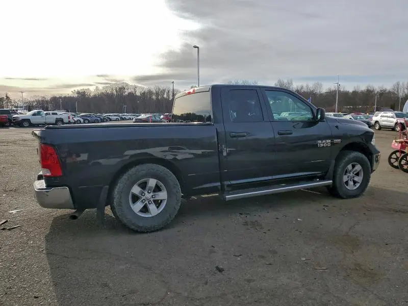 2016 RAM 1500 ST  