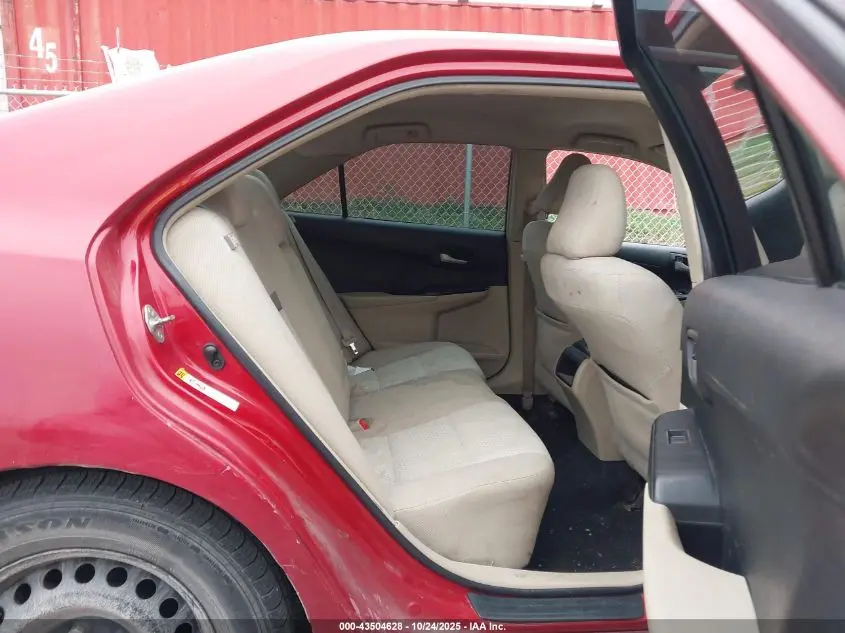 2014 TOYOTA CAMRY LE