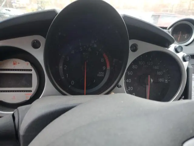 2010 NISSAN 370Z   