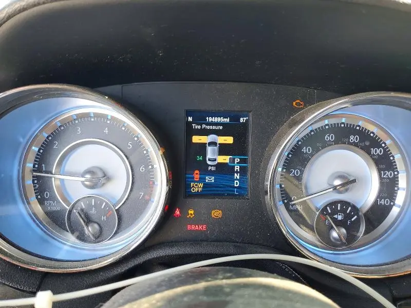 2014 CHRYSLER 300C   