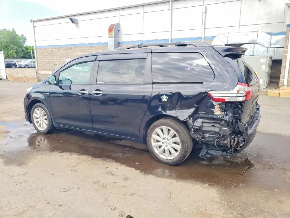 2017 TOYOTA SIENNA XLE 7-PASSENGER  