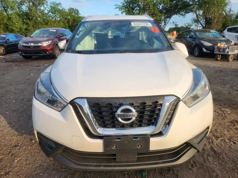 2020 NISSAN KICKS SV  
