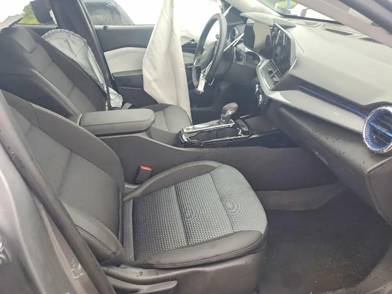2025 CHEVROLET TRAX 1LT  