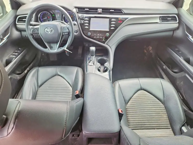 2018 TOYOTA CAMRY SE  