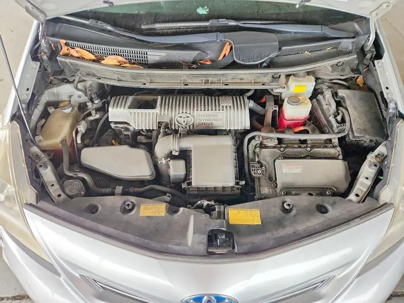 2013 TOYOTA PRIUS V FIVE  