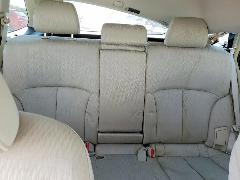 2012 SUBARU OUTBACK 2.5I PREMIUM  