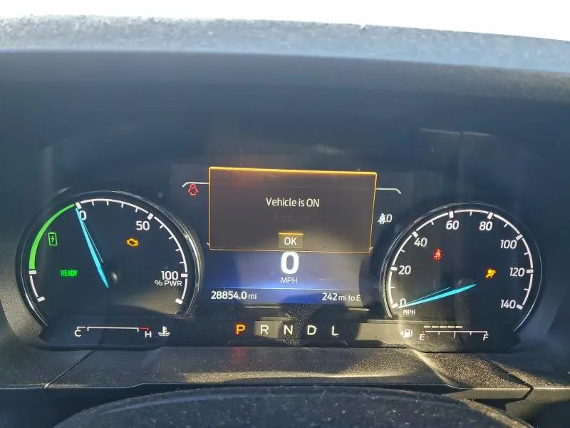 2022 FORD MAVERICK XL  