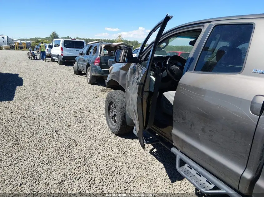 2011 TOYOTA TUNDRA GRADE 5.7L V8