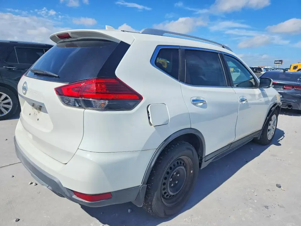 2017 NISSAN ROGUE S  
