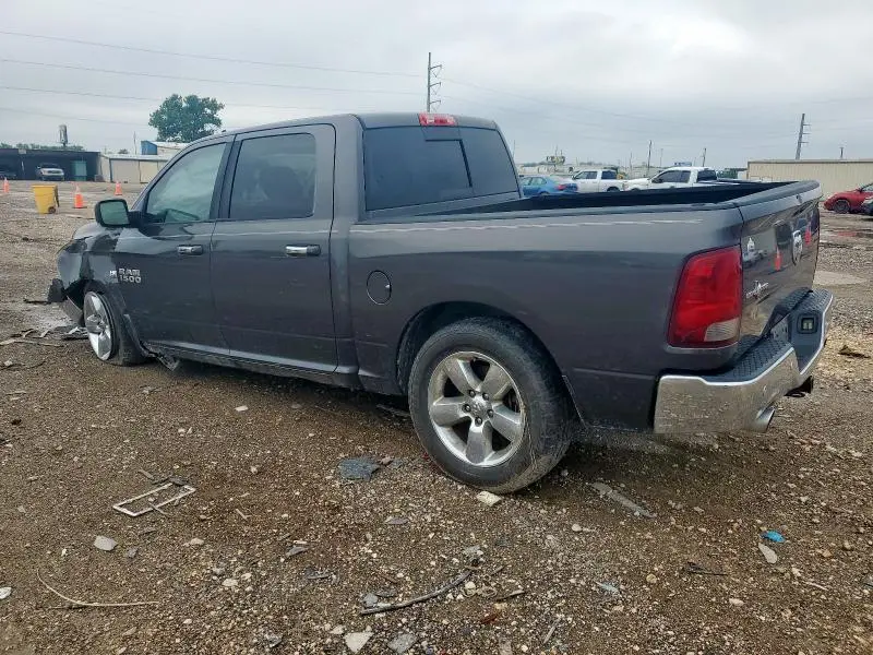 2016 RAM 1500 SLT  