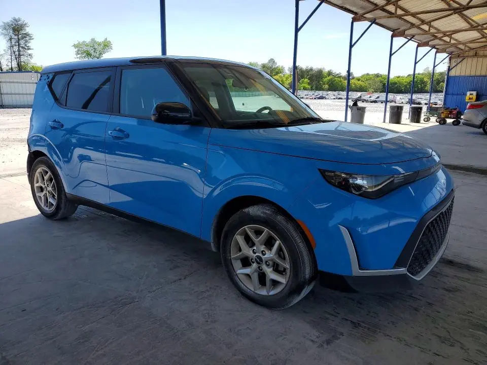 2024 KIA SOUL S  