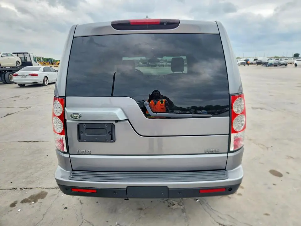 2012 LAND ROVER LR4 HSE LUXURY  