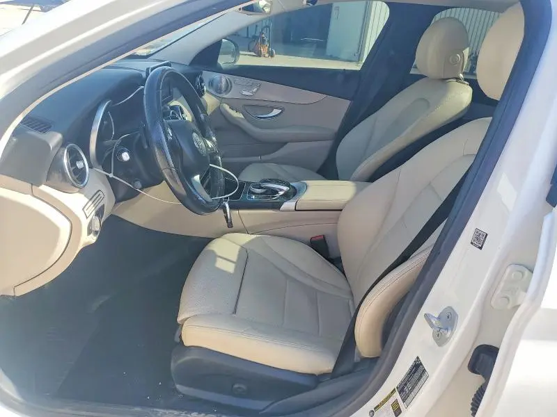 2016 MERCEDES-BENZ C 300  