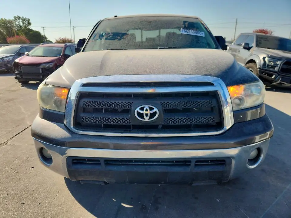 2013 TOYOTA TUNDRA DOUBLE CAB SR5  