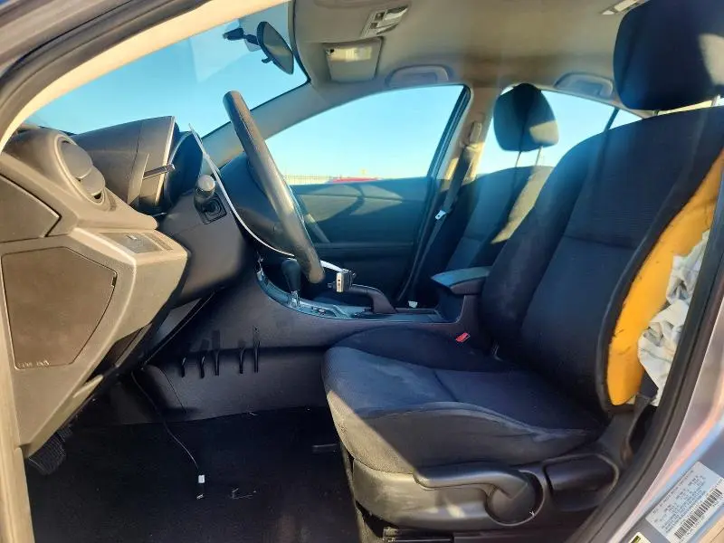 2010 MAZDA 3 I  