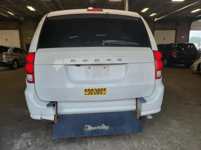 2019 DODGE GRAND CARAVAN SE  