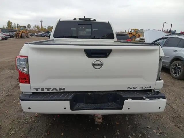 2022 NISSAN TITAN SV  