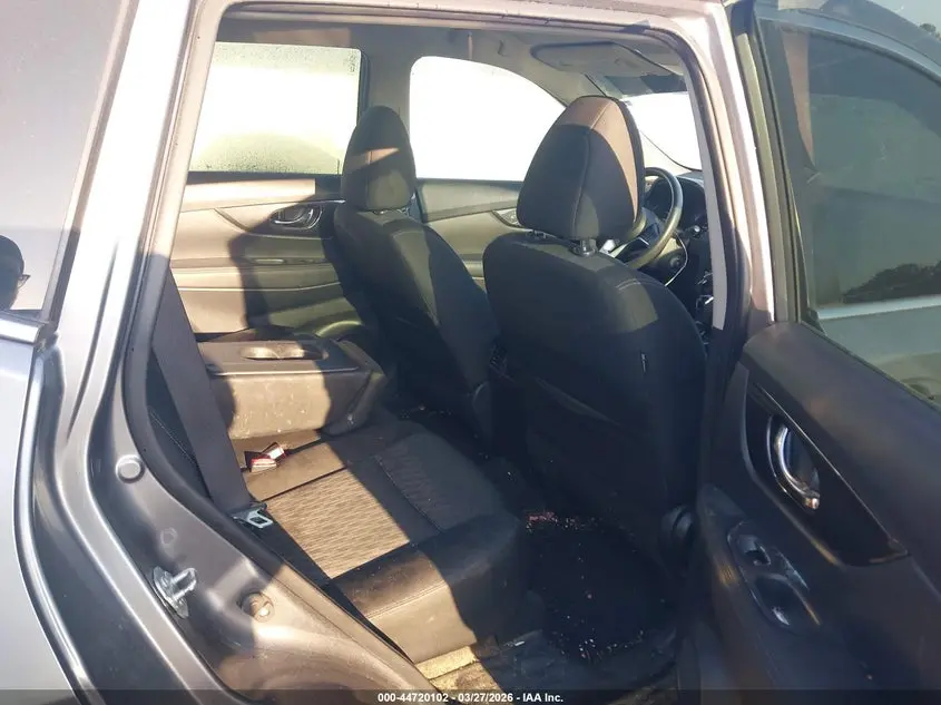 2018 NISSAN ROGUE S